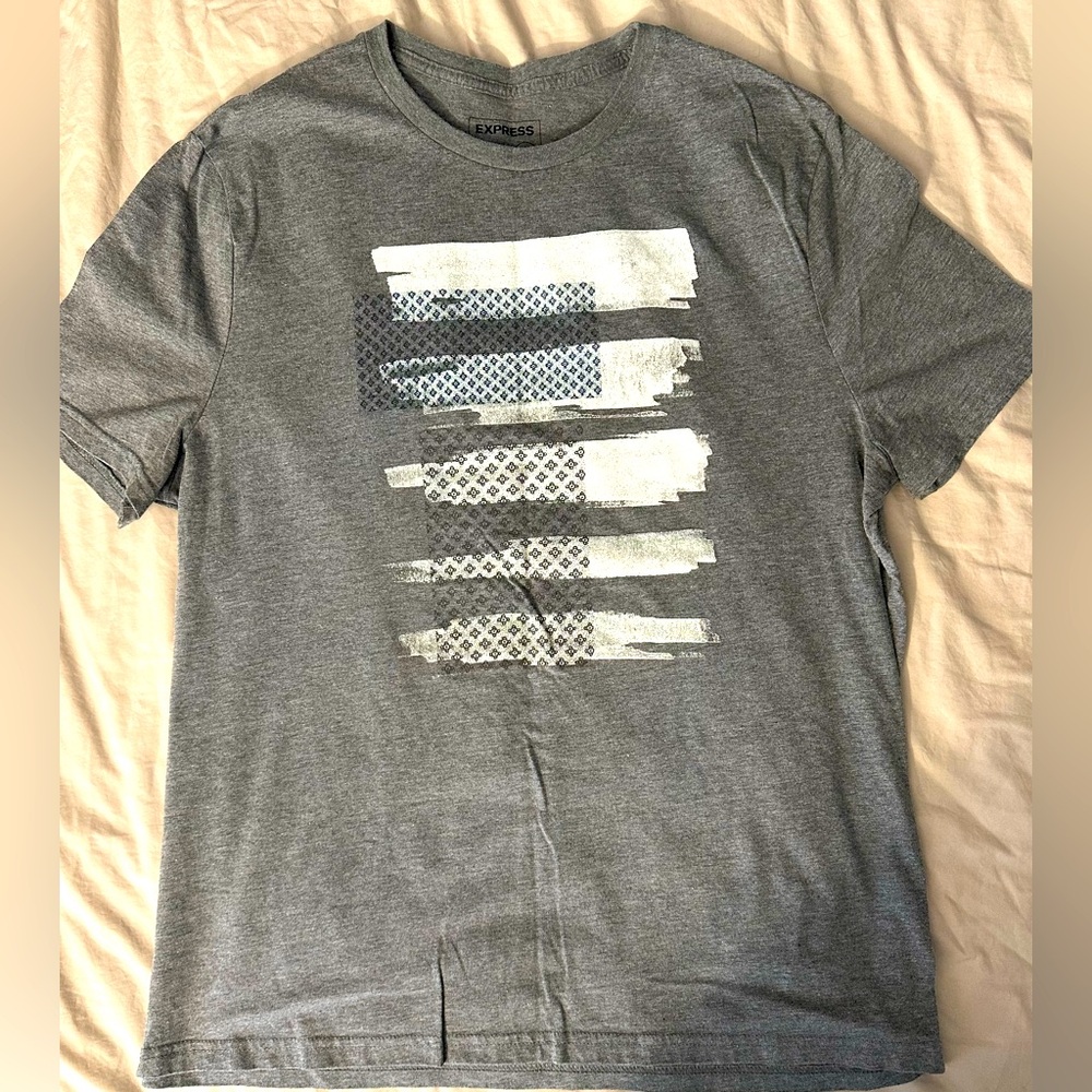 Express Graphic Tee